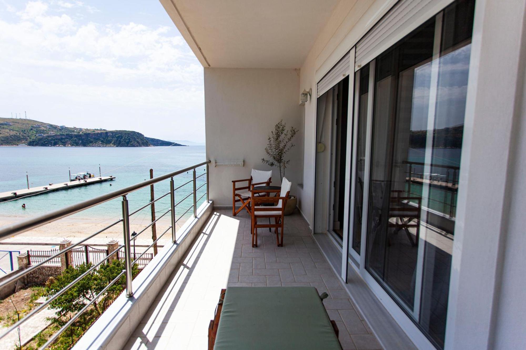 Thalassea Himare Exterior photo