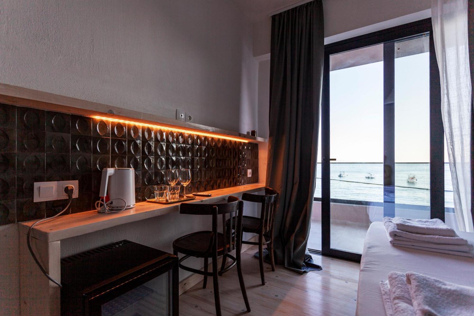 Thalassea Himare Exterior photo